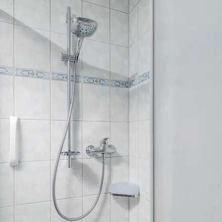 Res Minervapark Whg 03 Apartman *